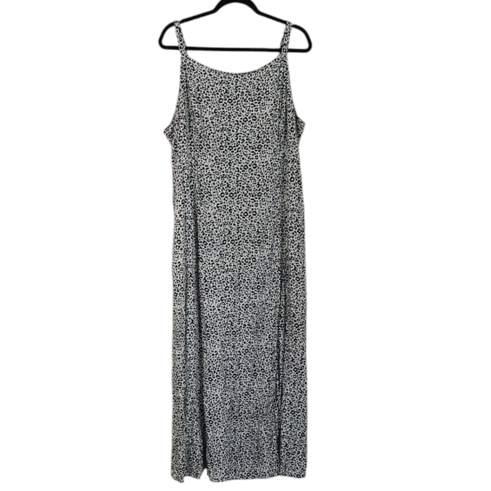 Old Navy Black and White Cheetah Print Maxi Dress Size XXL